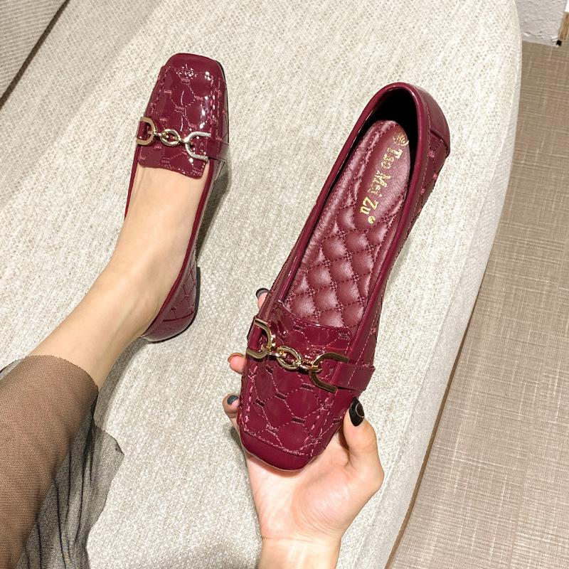 Moda 2025 Nowe Luksusowe Damskie Płaskie Buty Kwadratowy Nosek Płytki Wierzch Miękka Podeszwa Wygodne Małe Skórzane Buty Modne Buty Casualowe