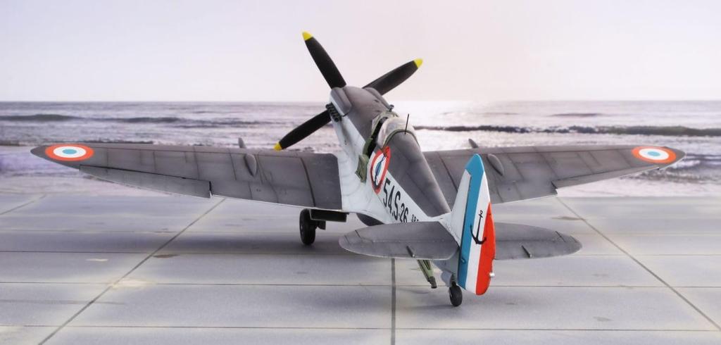 Special Hobby 1/48 French Supermarine Seafire Mk.15 Plastic Model SH48125n