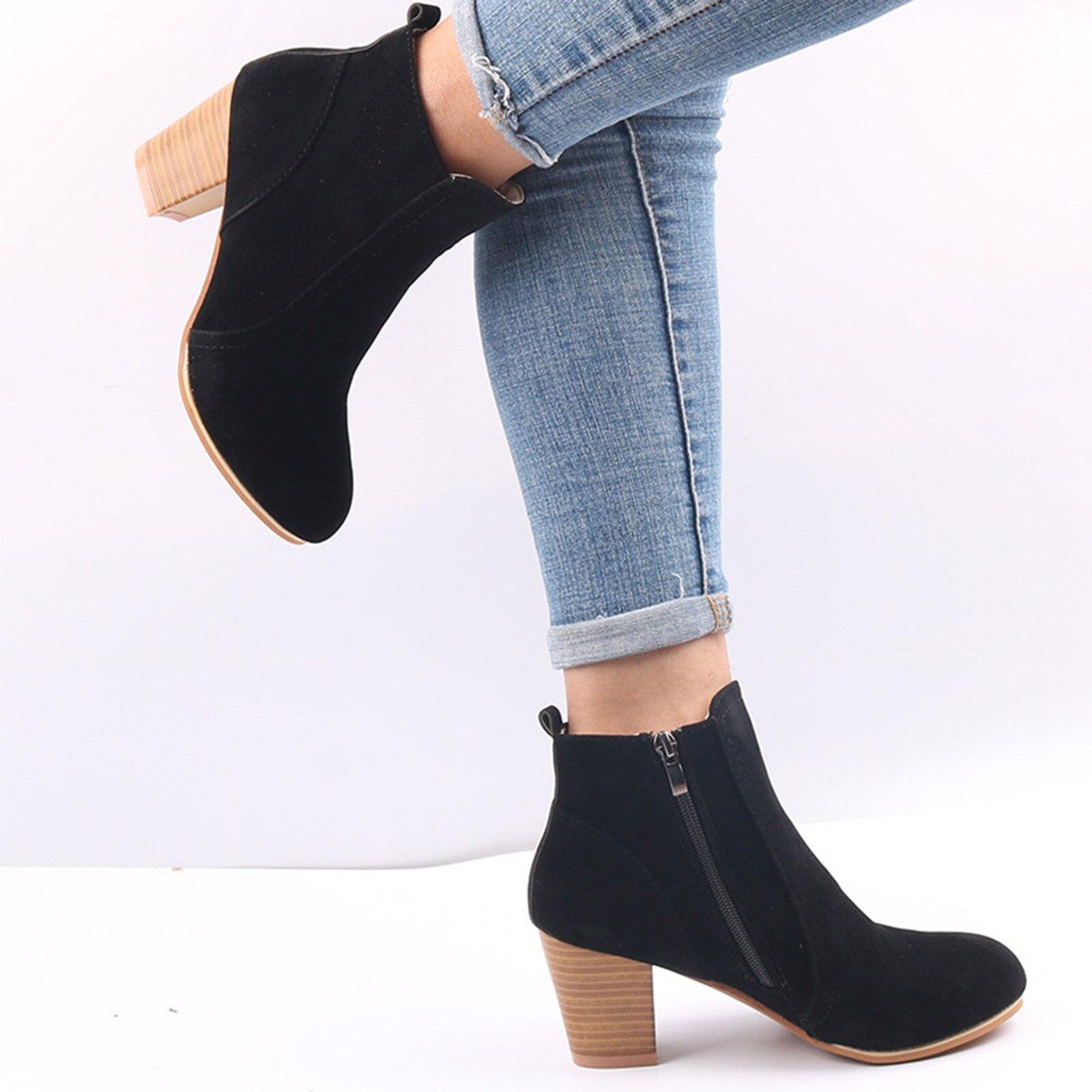 

Зимние новые женские сапоги высокого качества, модные винтажные однотонные с круглым носком, на молнии, короткие голые сапоги 35 чёрный