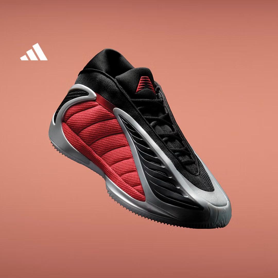 

Баскетбольные кроссовки Adidas Edwards 2-го поколения Boost - Дизайн Bulldog - Adidas JQ9497 39 чёрный