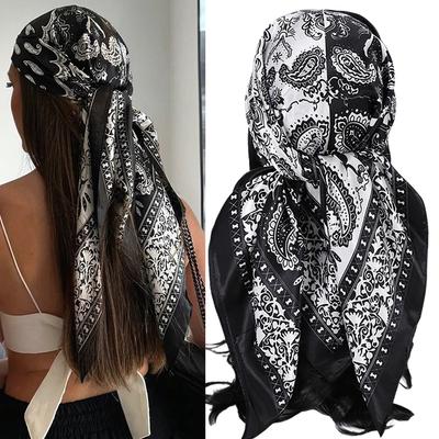Accessori – Sciarpe e foulard