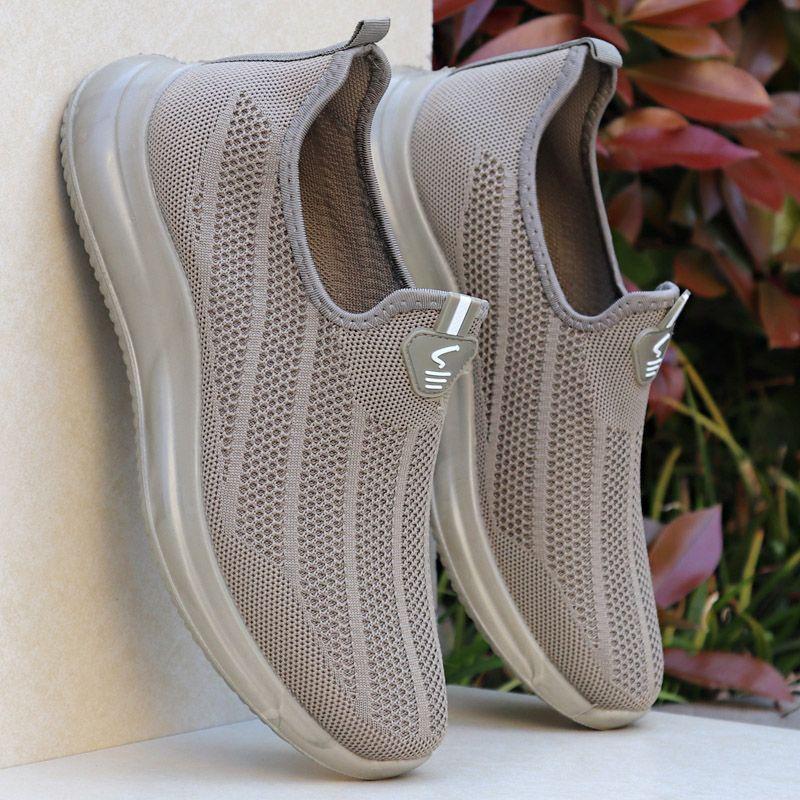 Summer new mesh soft-soled casual shoes one-foot cover lazy shoes medium light walking shoes sports shoes