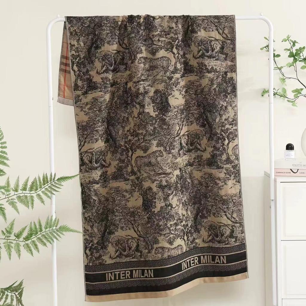 100% Cotton Quick-Dry, Water-Absorbent Gauze Bath Towel - Large, Skin-Friendly & Comfortable for Adults