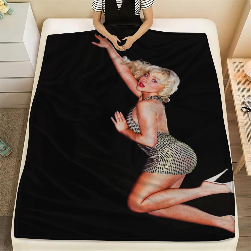 1PC Sabrina Carpenter Print Flannel Blanket, High quality Comfortable for All Seasons, Home Decor, Warmth and Comfort, Perfect for Christmas Gifts