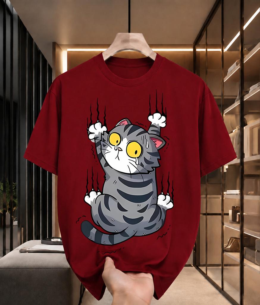 2026 New Arrival Pure Cotton Tshirt Cartoon Scared Tabby Cat Scratching Cloth Print Crew Neck Unisex Casual Short Sleeve