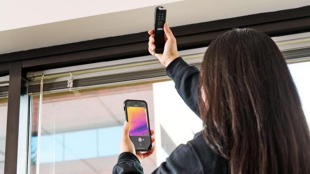 FLIR Wireless Thermography Camera for ONE EDGE Pro Smartphone/Tablet 11002-0201