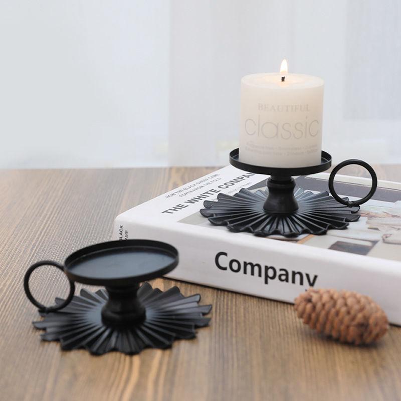 Retro Metal Candlestick European Style Wrought Iron Taper Candle Holder Stand With Handle For Desktop Decor