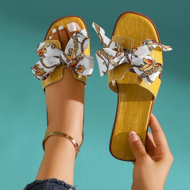 Fashionable Bow Flip-flops for Women, Summer New Style Flat Sandals, Household Large-size Women's Shoes