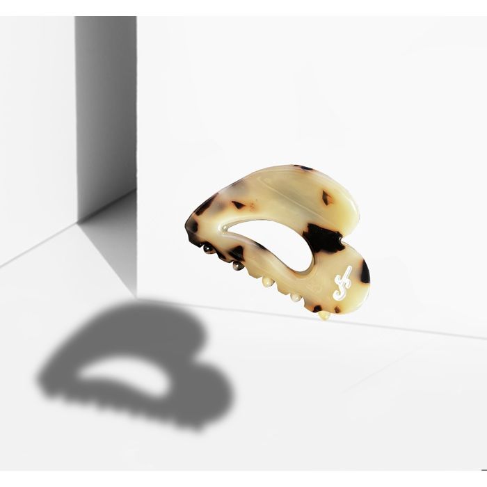JEANNE SIMONE La Coup De Coeur Fossil Mini Hair Clip 1 Pc Heart Shape