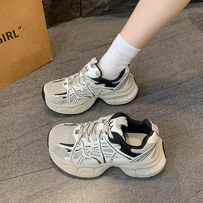 Platform Dad Shoes Women's 2025 New Popular Spring and Autumn Versatile Super Fire Small Man Height Increase Small White Casual Sports Shoes