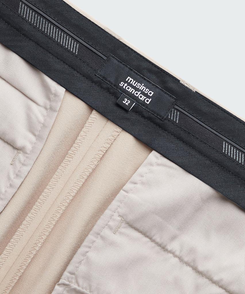 MUSINSA STANDARD Lightweight Tapered Hidden Banding Crop Slacks [Beige]