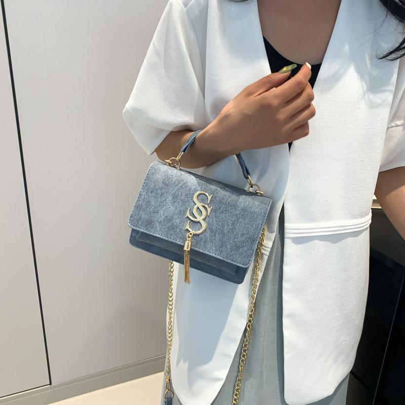 Fashion This Year's Trendy Underarm Texture Is Fashionable and Beautiful Niche Design New Trendy One-shoulder Oblique Span Small Square Bag