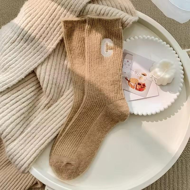 Luxury Women's Wool Socks Warm Winter Thick Cashmere Casual Japanese Fashion Solid Color Comfortable Home Socks Long High Quality