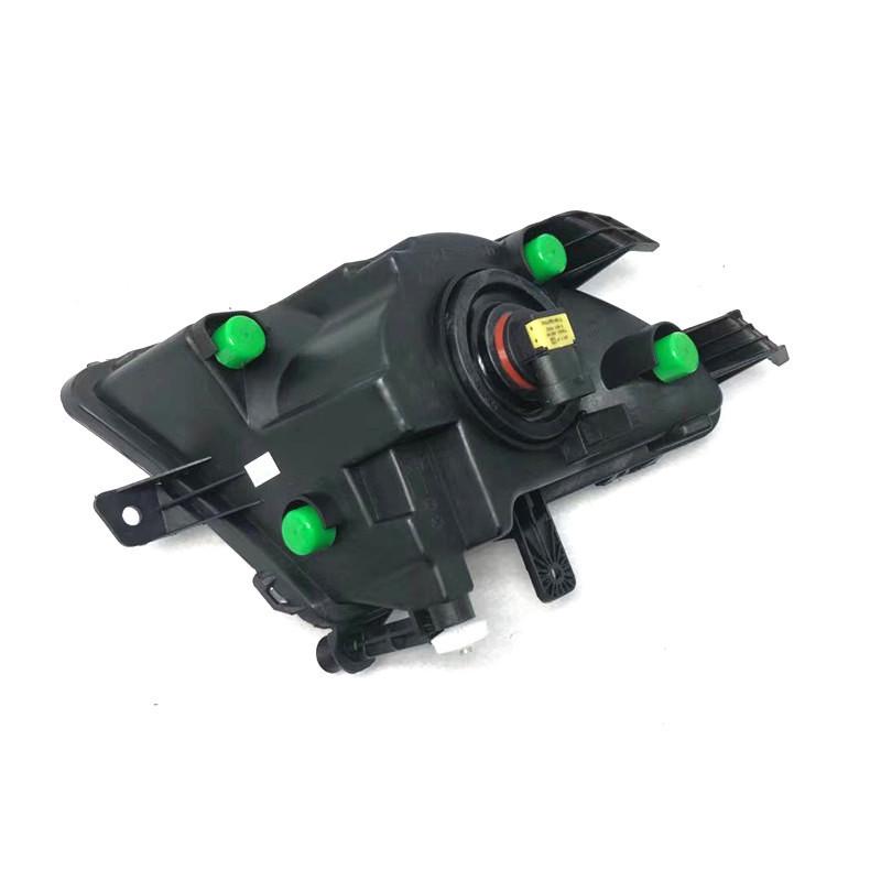 Compatible with 2015-2016 Volkswagen New Sagitar: Front Fog Light Assembly and Anti-Fog Bumper Light.