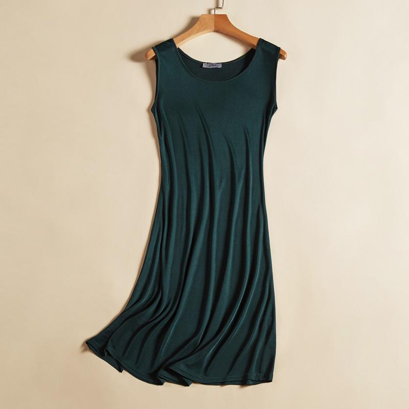 Robe Longue Sans Manches Élégante pour Femme en Soie de Mûrier avec Ourlet Large - Couleur Unie, Grande Taille pour le Trajet Quotidien
