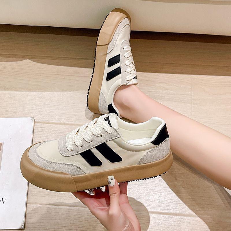 Retro board shoes women's spring and autumn Korean version of student versatility casual thick-soled white shoes flat sports training shoes