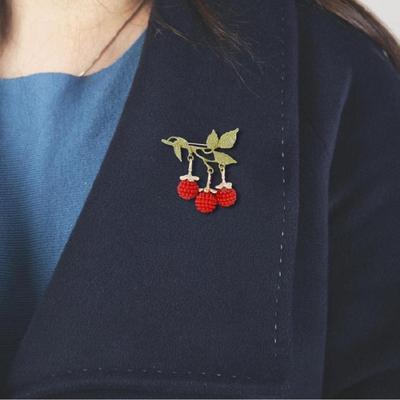 Delicate Blackberries Shaped Enamel Pin Trendy Alloy Accessory Lightweight Designs Perfect For Casual Elegant Attire