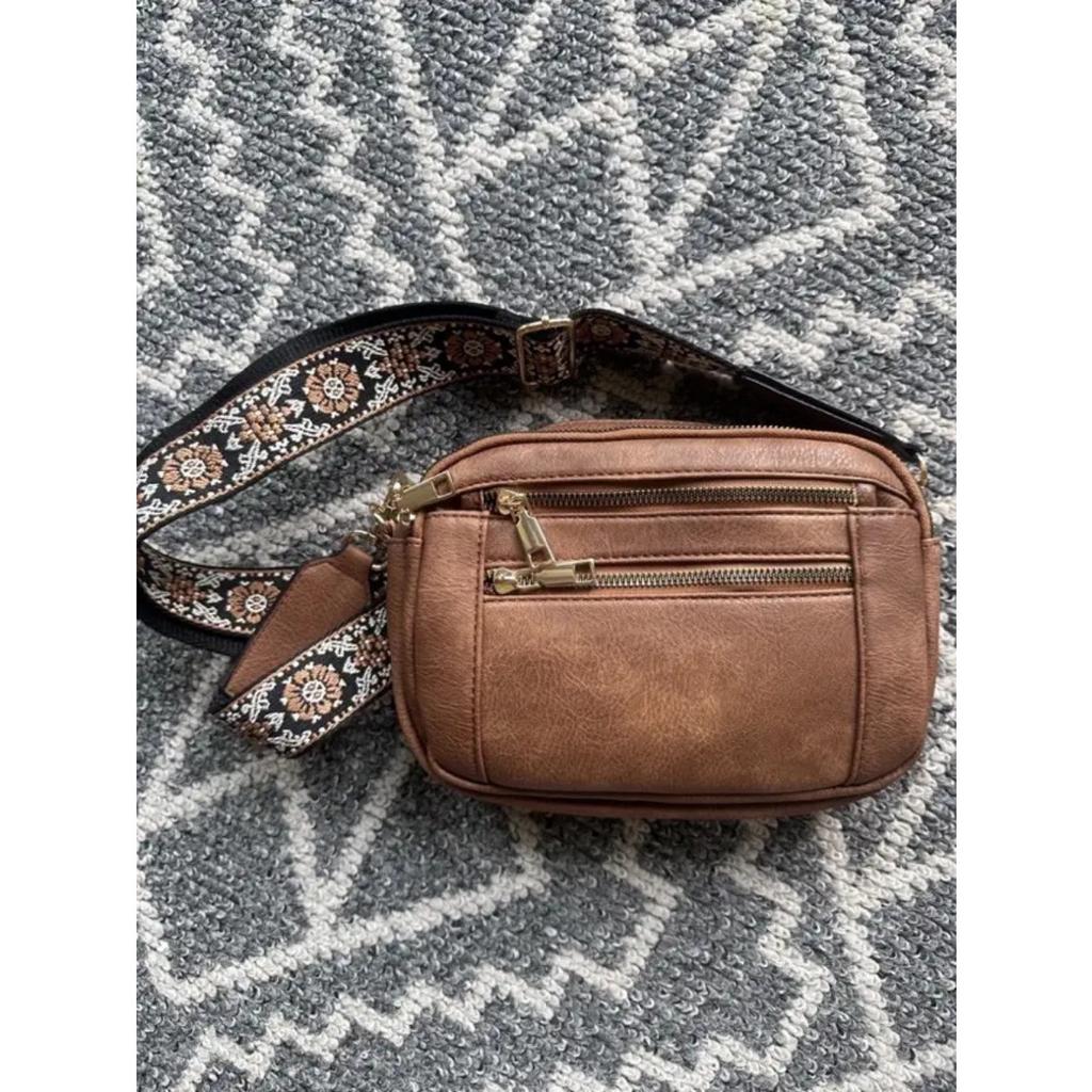 Color-blocking, Multi-functional Bags, Zippers, Crossbody Bags, Square Bags, Single-shoulder Bags, Wallets, Adjustable Shoulder Straps