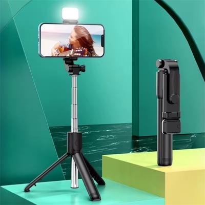 Bluetooth Wireless Selfie Stick Mini Tripod Extendable Monopod Remote Shutter For iPhone Samsung Xiaomi Phone Holder with Light