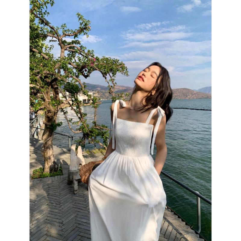 

Жіноче плаття-сліп. Літнє свіже плаття середньої довжини на шнурівці S білий