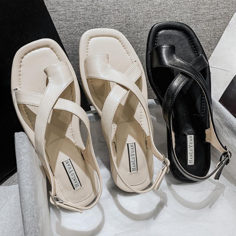 Fashion French Retro Women Flats Sandals Toe-Mounted Sandals Women Summer 2025 Fashion Low Heel Rome Shoes Comfy Walking Women Sandals