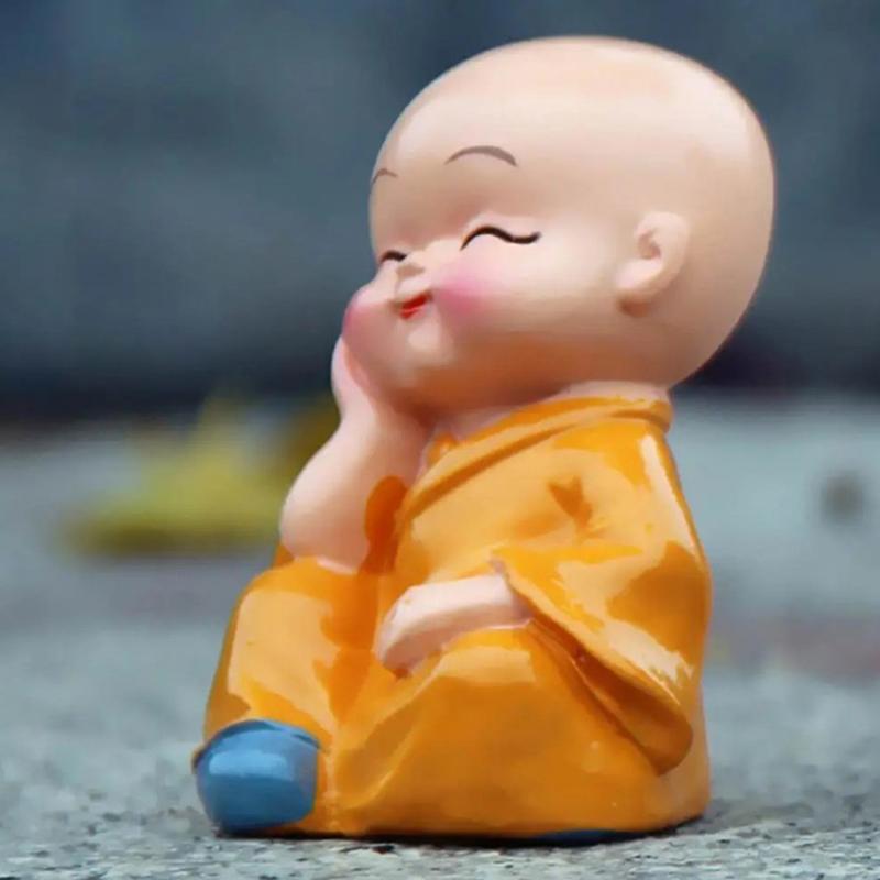 4ks/sada Ozdoby do auta Pryskyřice Mniši Maitreya Buddha Kung Fu postava Panenka Dárek Auto Dekorace na palubní desku Přívěsky Přívěsky