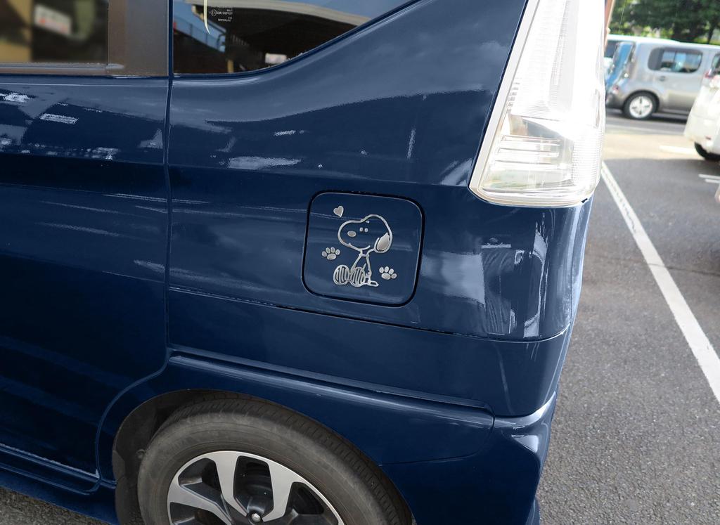 SNOOPY Emblem Sticker 3D 3D Car Custom Decoration Character Stylish