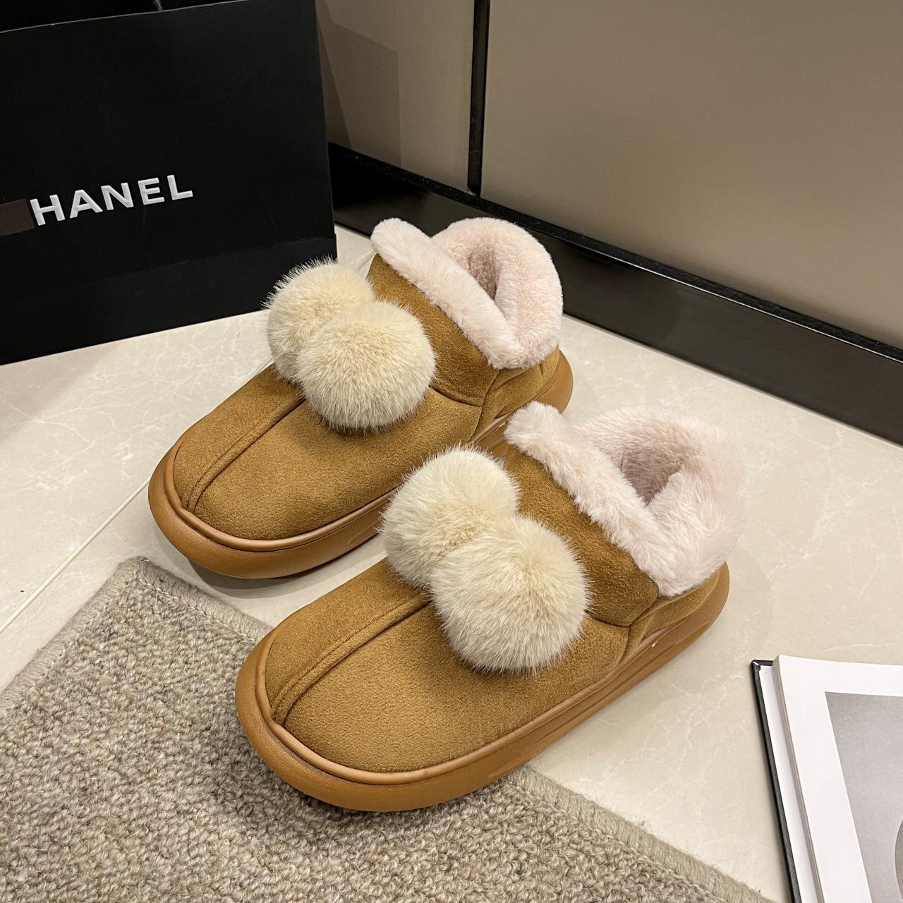 

Милые и симпатичные зимние сапоги с меховыми шариками для женщин 2024 года, новые зимние плюшевые короткие женские хлопковые туфли-трубы, кроссовки на платформе Trafza 41 хаки