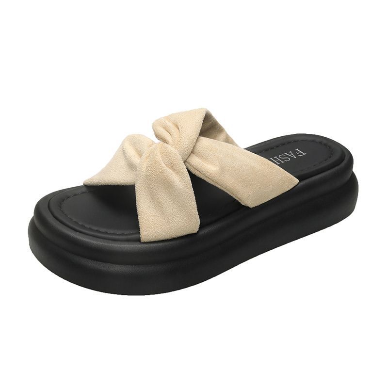 Thick-soled Cool Slippers for Women's Summer Wear 2025 New Models with Skirts, Seaside Beach Sandals, Non-slip for Pregnant Women