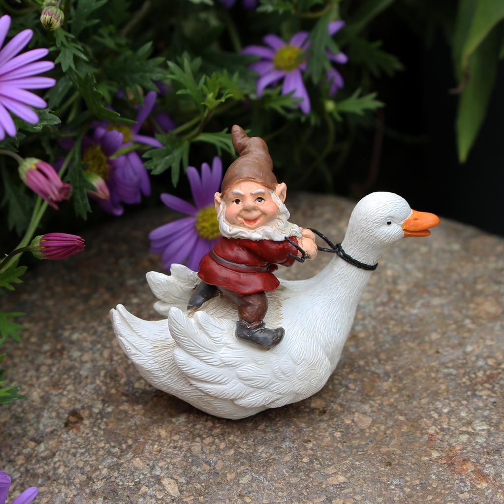 4-piece set of resin crafts for duck riding dwarves, garden flower pots and bonsai statues in the courtyard, decorative statues