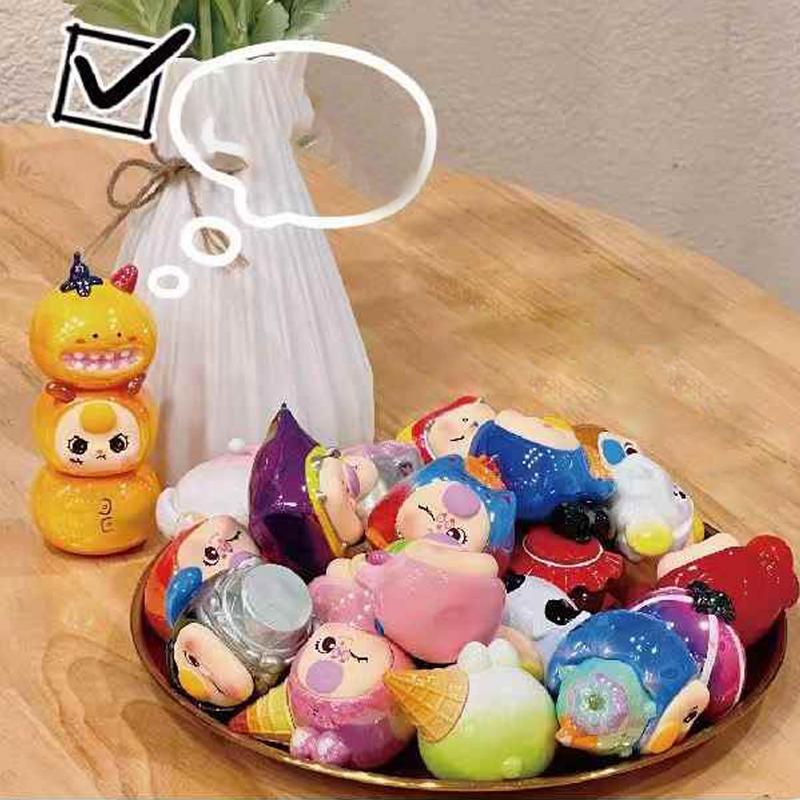 Kreskówkowe Małe Figurki na Biurko Urocze Rzeźby Anime i Małe Figurki Kreskówkowe Wykwintna Kreskówkowa Statuetka Lalka Figurka Dla