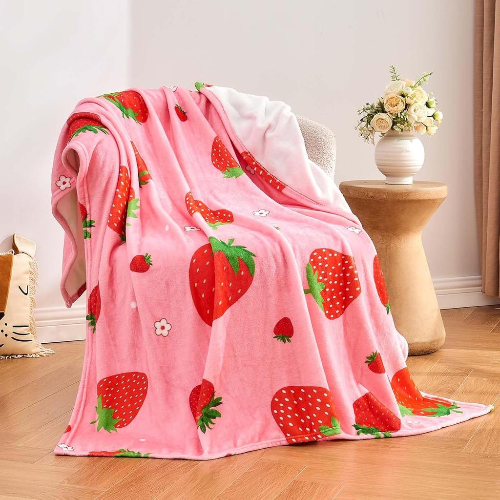 Fresh Strawberry Fruit Flannel Throw Blanket For Sofa Couch Bed Living Room Blanket King Queen Size Super Soft Warm Lightweight