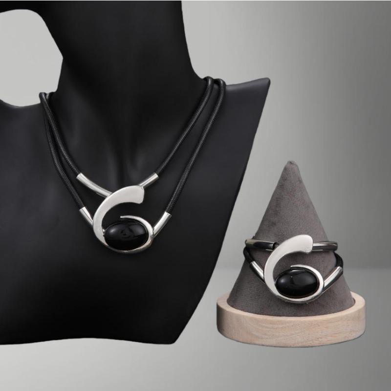 Bohemian Acrylic Snail Oval Eyes Jewelry Set Ladies Wax Rope Necklace Bracelet Set