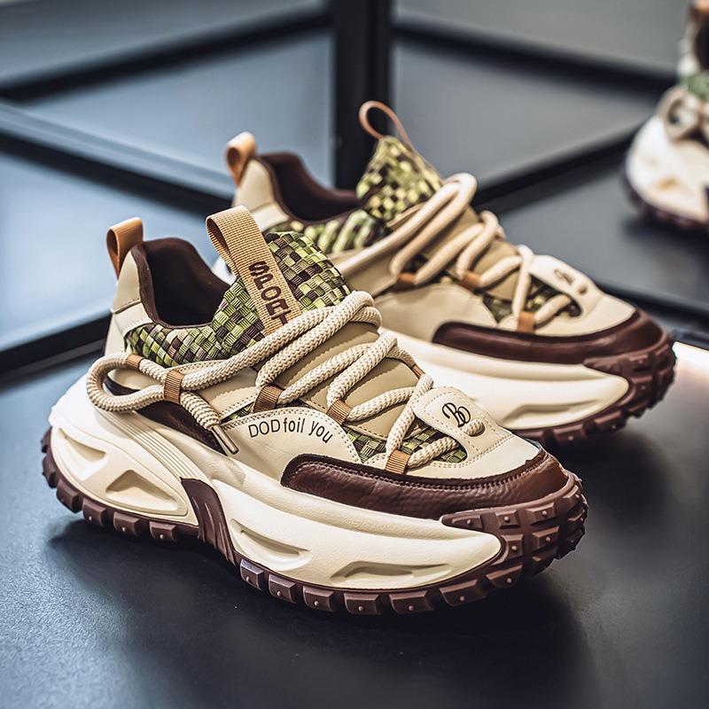 Herbst neue Herrenschuhe Trend leichte Plateau-Sport-Freizeitschuhe Mode vielseitig Retro Herren Höhenzunahme