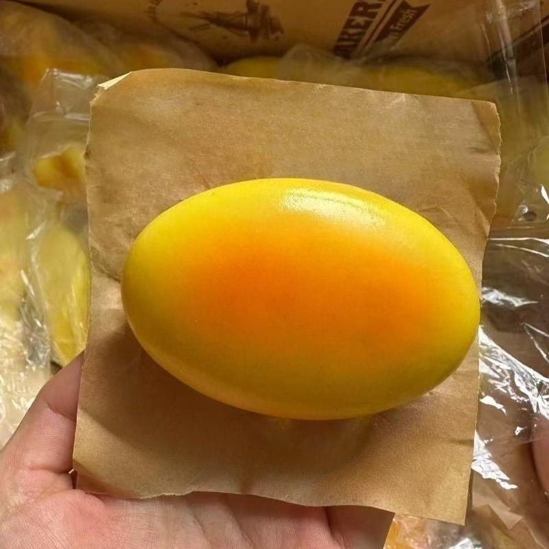 

Squishy Cheese Cake Fidgets Toy Simulated Bread Sensory Squeeze Toy Soft Slow Rebound Stress-Resistant Toy For Adults Gifts