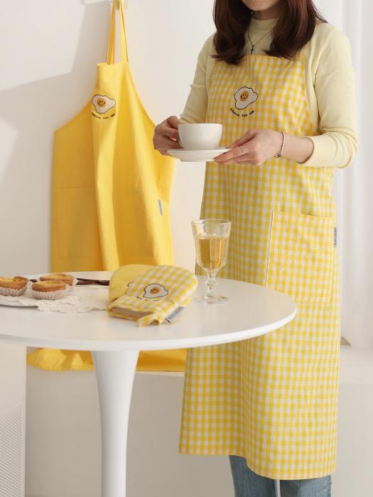 BELLELIFE Smile Egg Embroidered Apron (2 types) 01. Solid