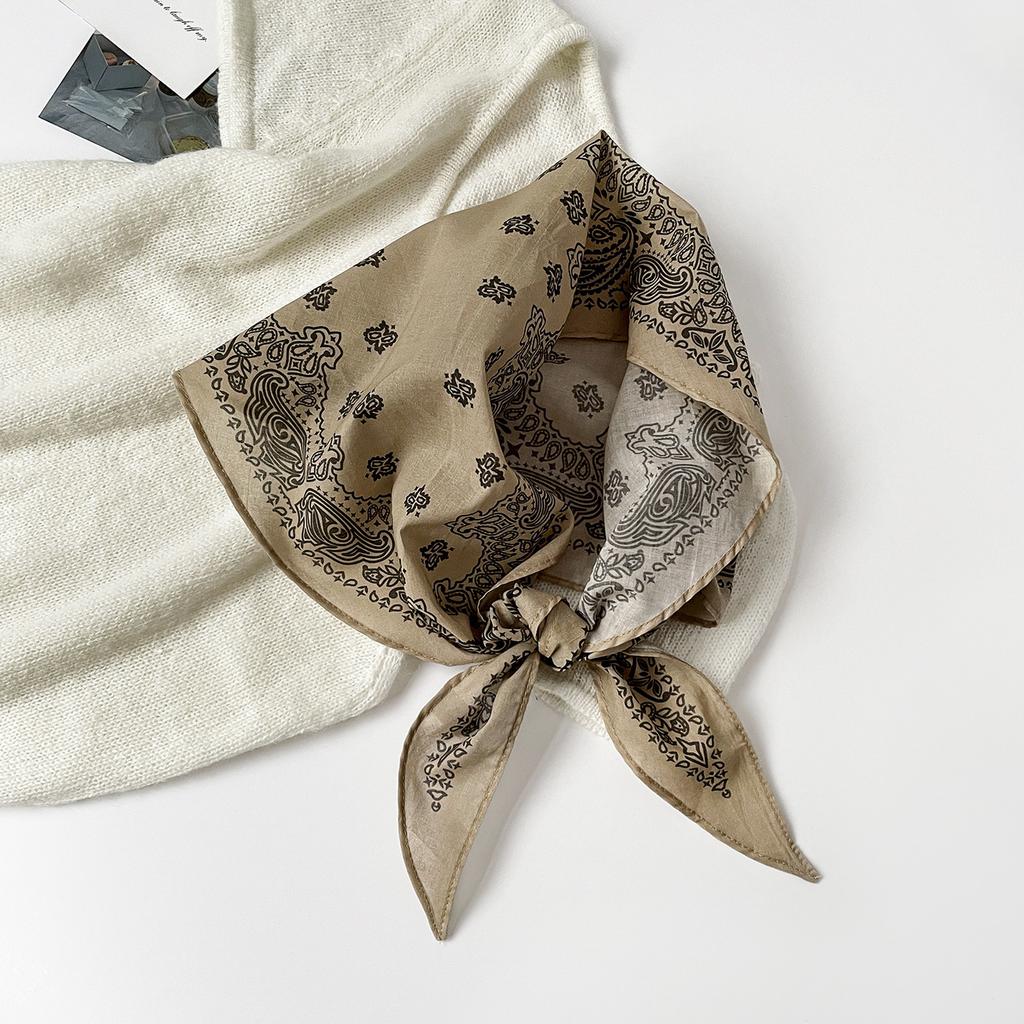 Leopard Print Silk Scarf Cotton Silk Scarf Triangle Scarf With Shirt Tie Neck Scarf High-End Shawl Triangle Scarf Belt Women
