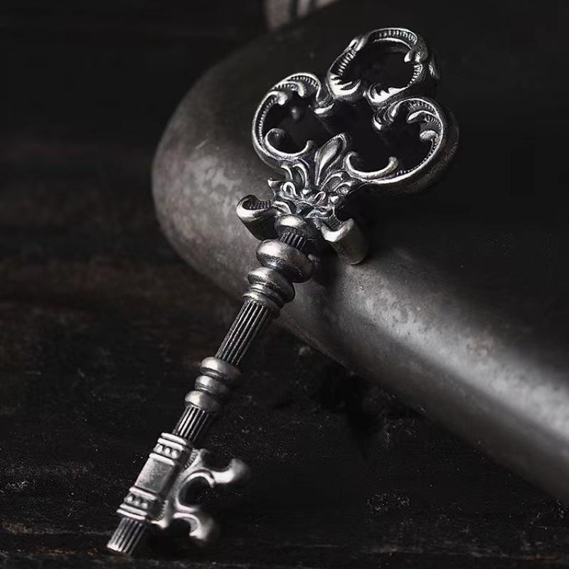 Vintage Anhänger Kreatives Geschenk Barock Schlüssel Halskette Anhänger Europäische Klassische Kunst