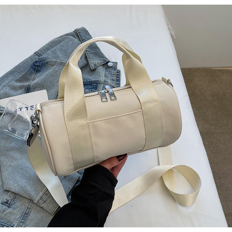 2025 Spring New Korean Niche High-end Pillow Bag Messenger Bag Cute Small Bag Commuter Boston Bag