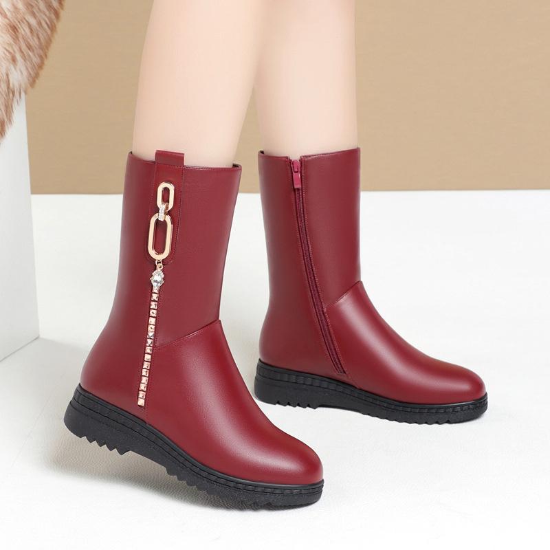Winter Women Comfort Soft Leather Boots Flat Solid Middle Boots Warm Snow Boots Fashion Non-slip Warm Thick-soled Boots