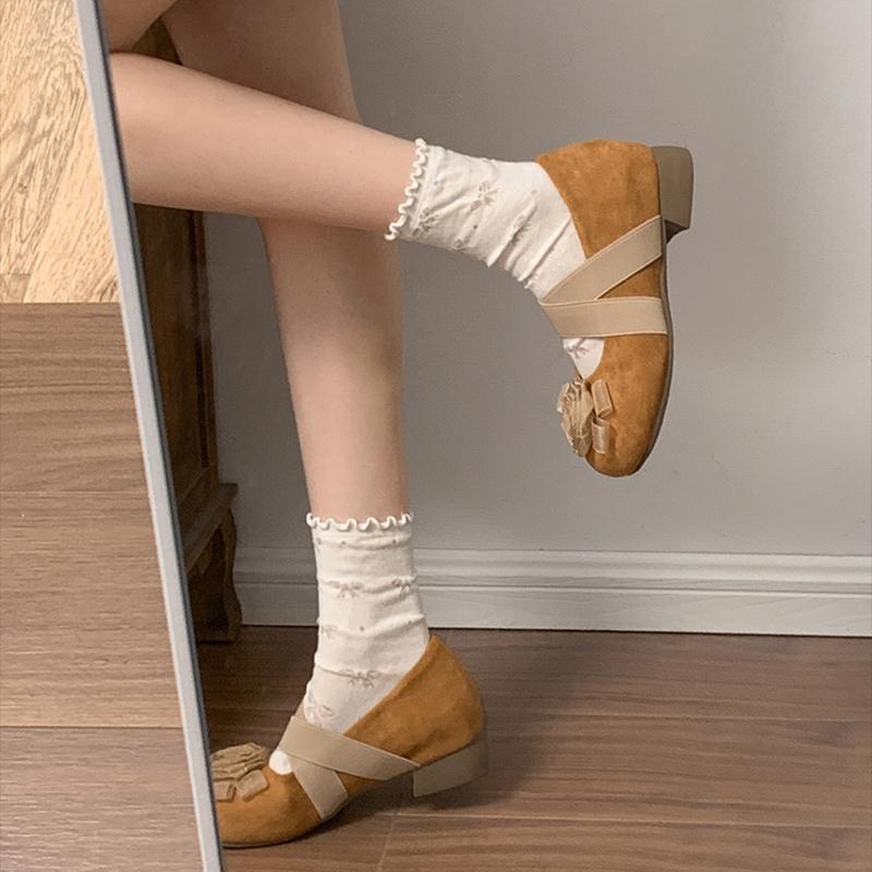 Retro Style Thick Heel Flower Women Mary Jane Shoes Ladies Casual Shallow Eelgant Round Toe Shoes