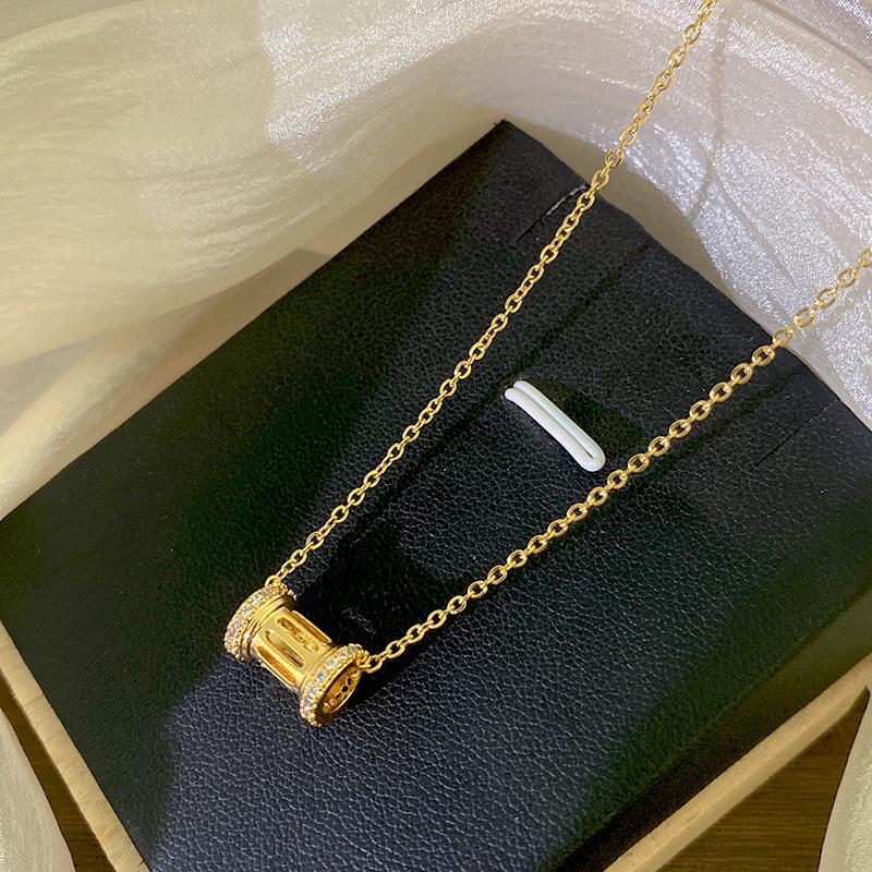 Light Luxury Zircon Full Diamond Choker Necklace Titanium Steel Versatile Minimalist Accessories for Women