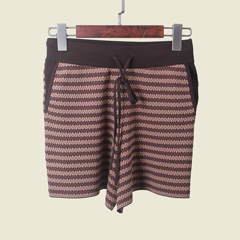 

Texture Jacquard Retro Quilted Color Matching Knitting Shorts Summer Fashion Export Small Man Women s Casual Pants Brown(Very good quality) L