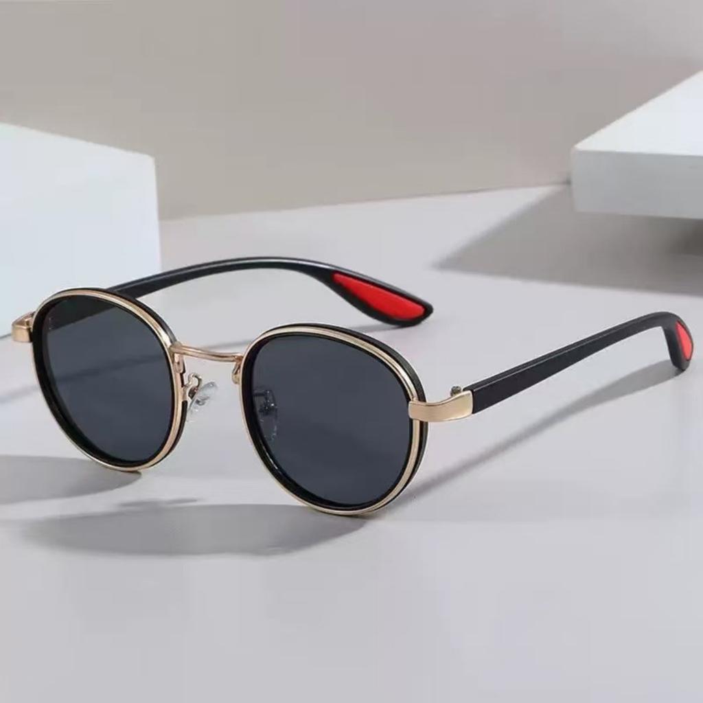 Vintage Round Outdoor Sunglasses Men New in Punk Fashion Shades High Quality Sun Glasses Brand Design Anti-UV Sun Glasses woman