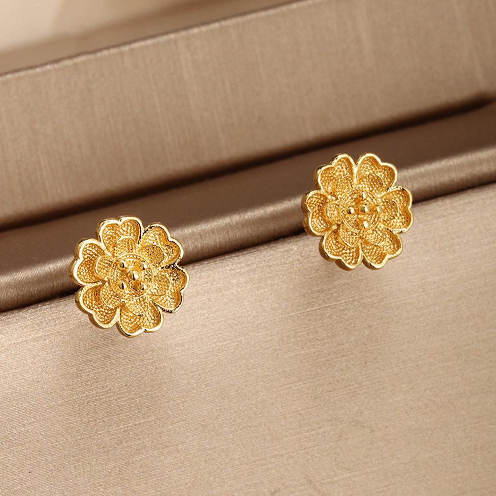Vintage Earrings Flowers Ear Studs For Girl Simple Jewelry Fashion Classic Earrings Jewelry Party Gifts