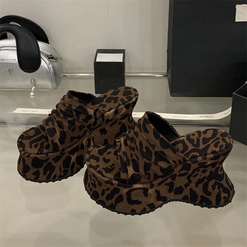 Eilyken Summer Design Pleated Leopard Print Platform Wedges Slippers Women's Open Toe Chunky Heels Party Slide Shoes