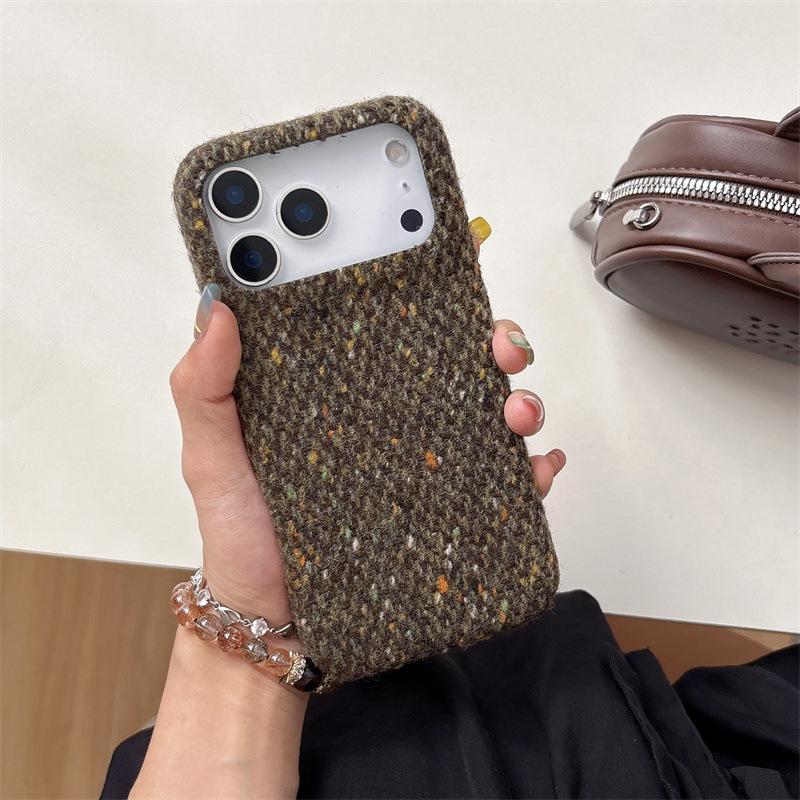 Kocowa Flanelowa Odporna na Upadki Pokrowiec na Telefon dla iPhone 14/13/16 Pro Max oraz Apple 15/17 Pro Max (Jesień zima)