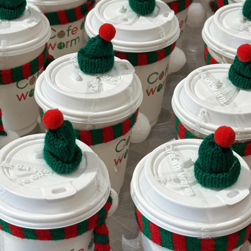 Мини-набор рождественских шарфа и шапки для декора кофейной кружки