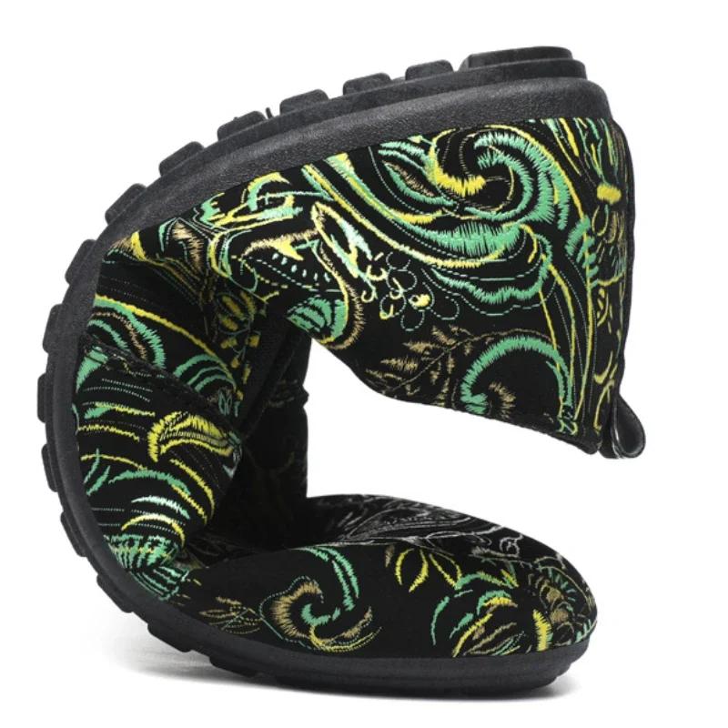 2025 New Men Casual Shoes Luxury Embroidery Men Loafers Light Comfortable Driving Shoes Fashion Party Shoes for Men Flats 39-46