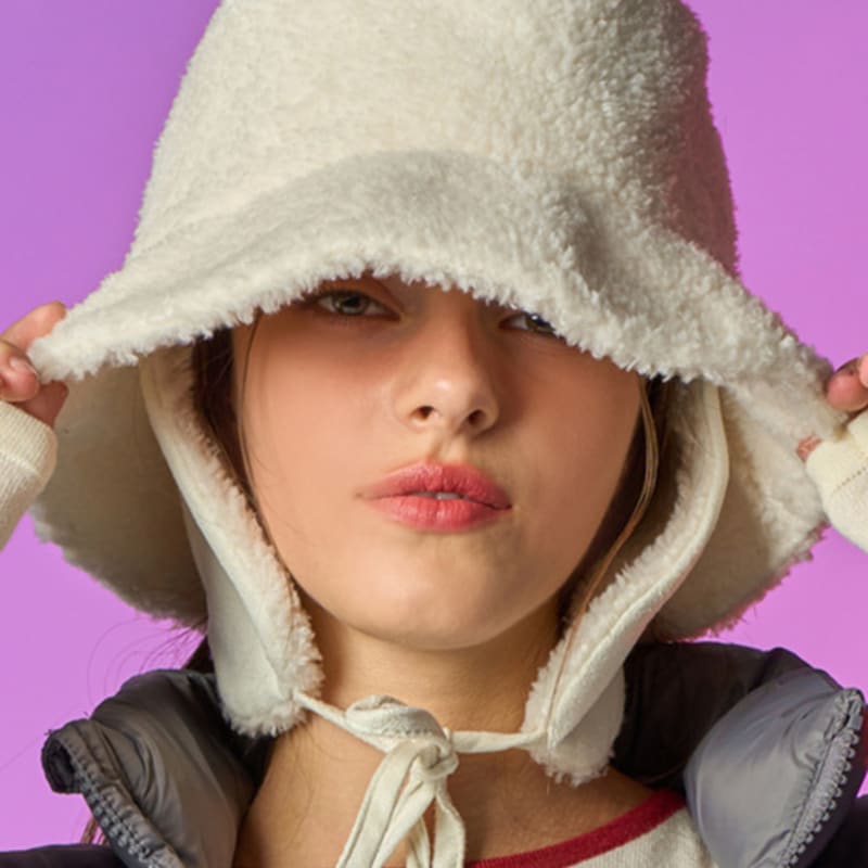 

KOLEAT [Флисовая подкладка] Уютная веганская шерстяная шапка-ушанка [СЛОНОВАЯ КОСТЬ] IVORY_FREE